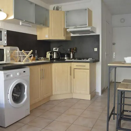 Cap D'agde, 1 Piece, 4 Personnes - Fr-1-249-300 Apartment Agde