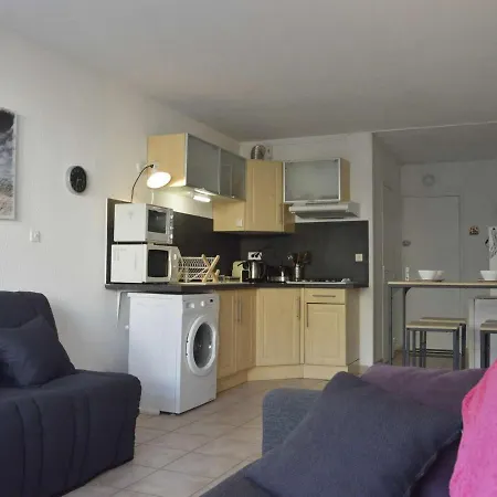 Cap D'agde, 1 Piece, 4 Personnes - Fr-1-249-300 Apartment